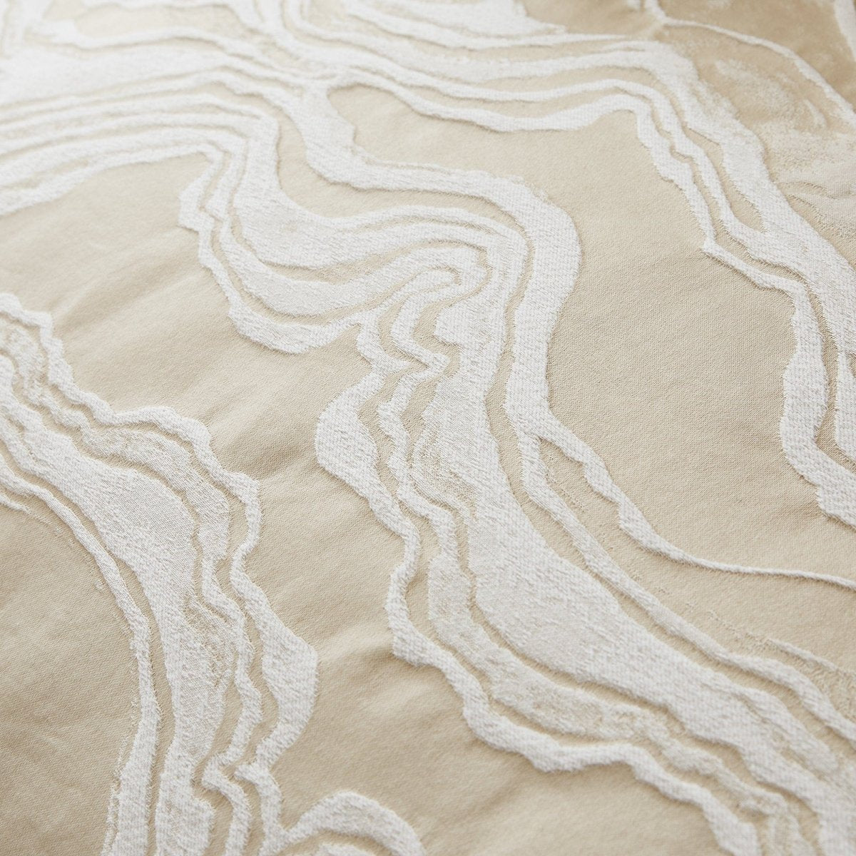 Cream/White | Queen