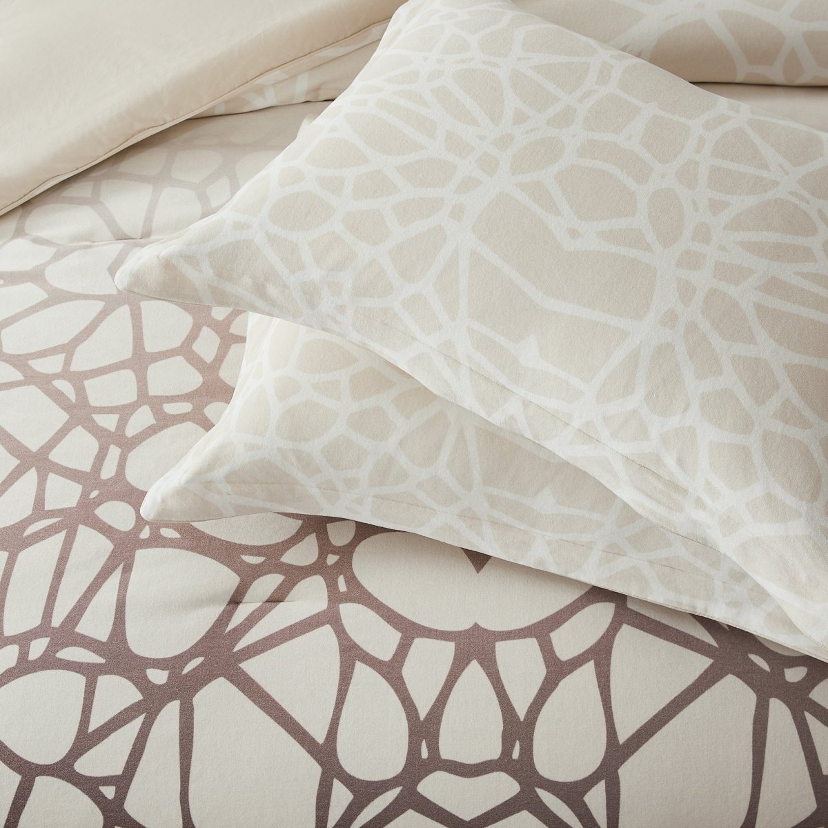Ivory/Brown | King