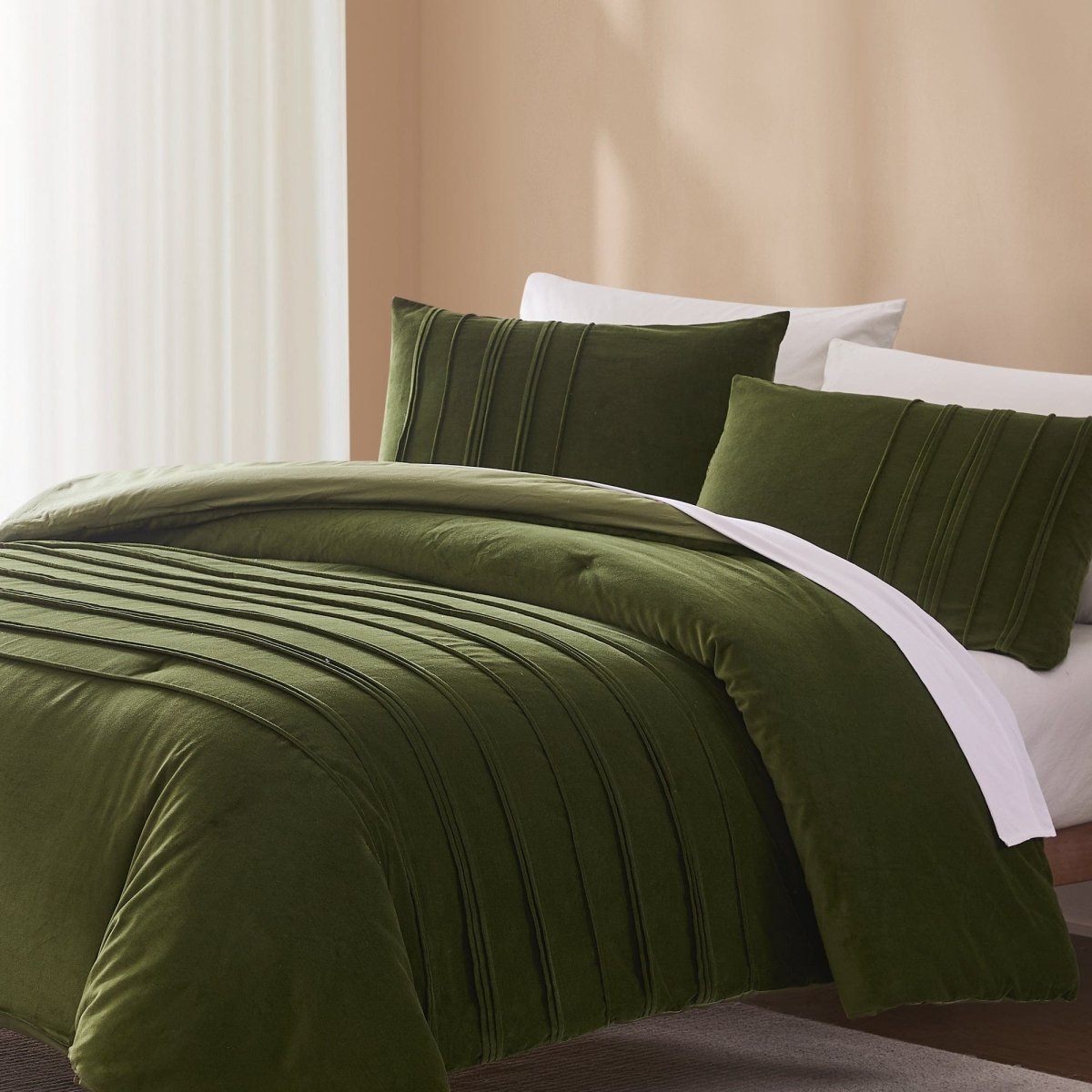 Green | Queen