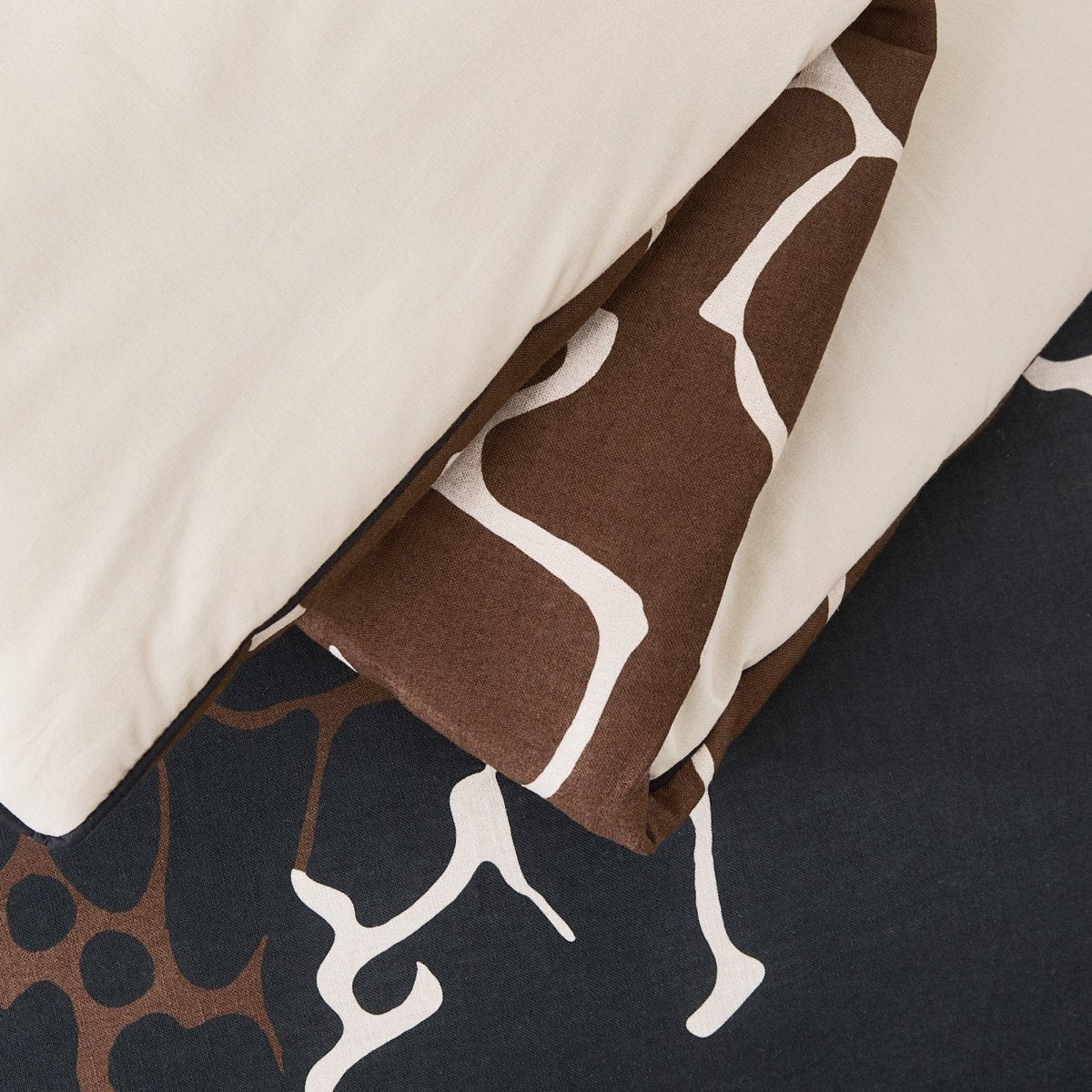 Brown/Neutral | King