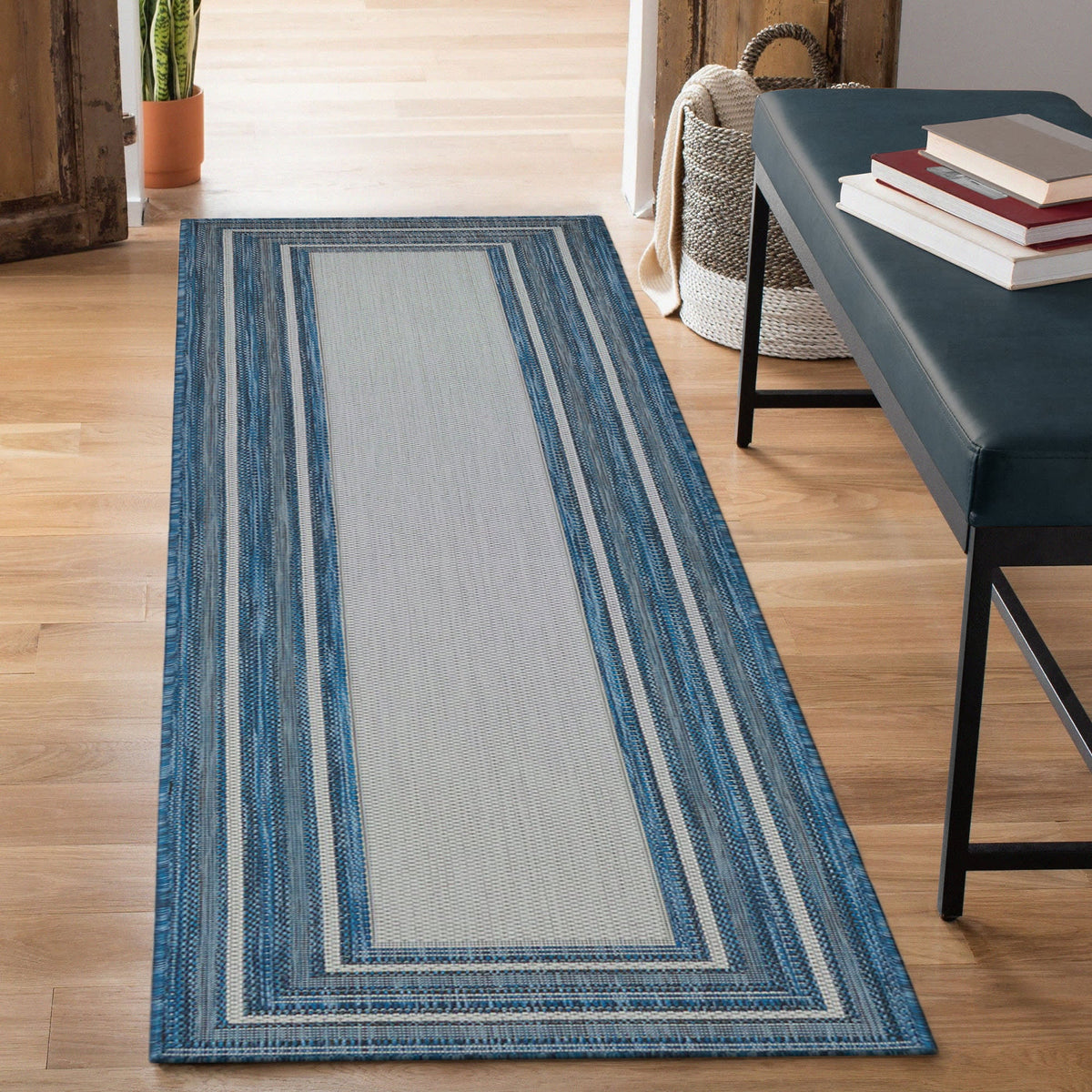 Navy | 1'11" x 7'6"