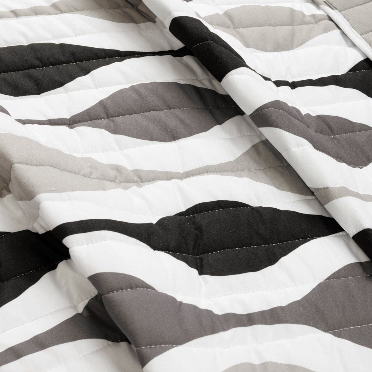 Black_Gray