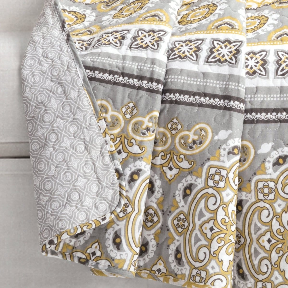 Yellow_Gray