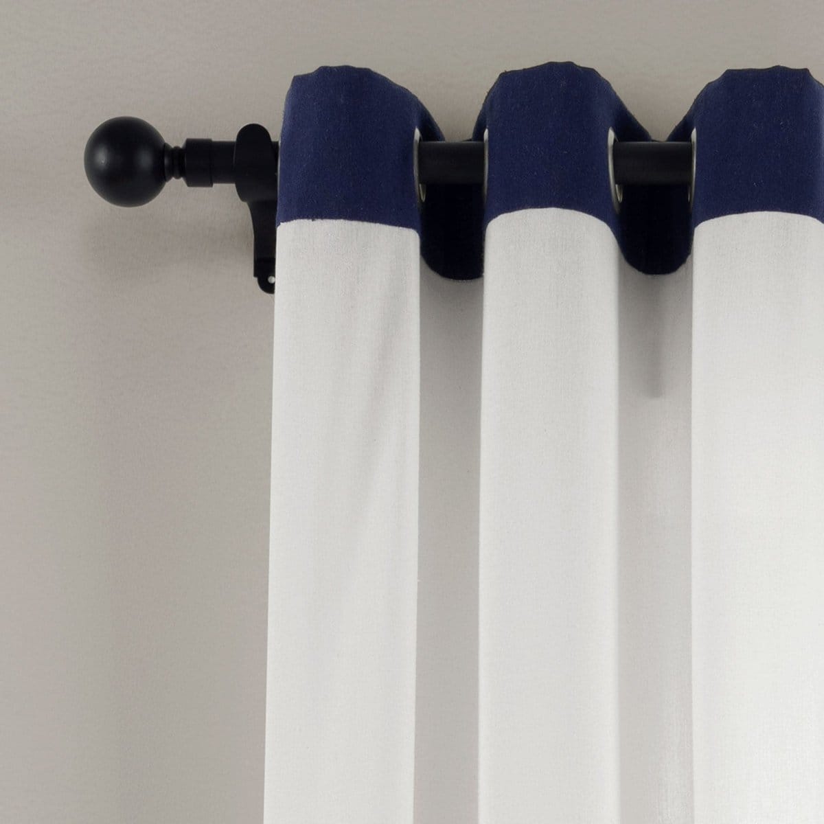 Navy_White