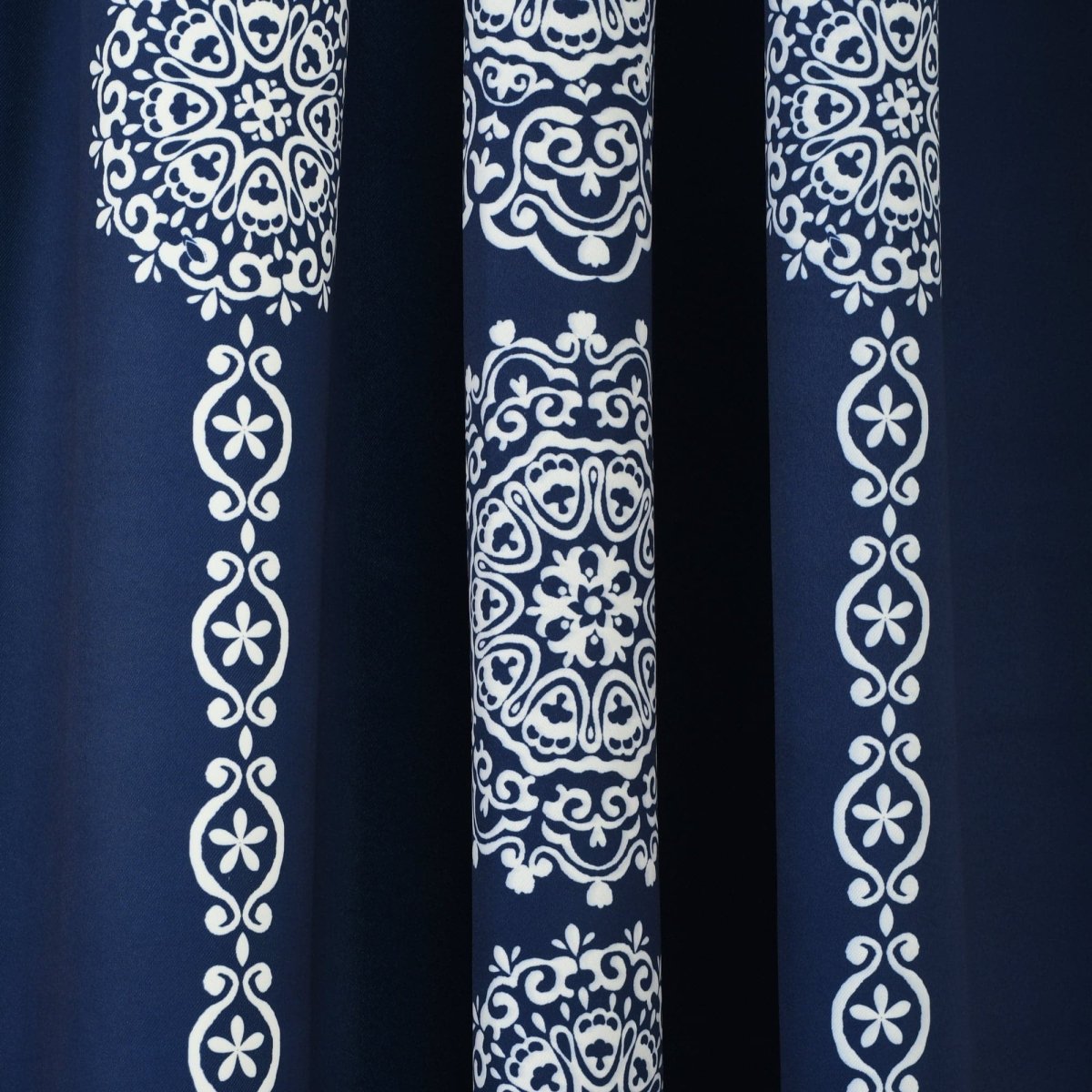 Navy_White