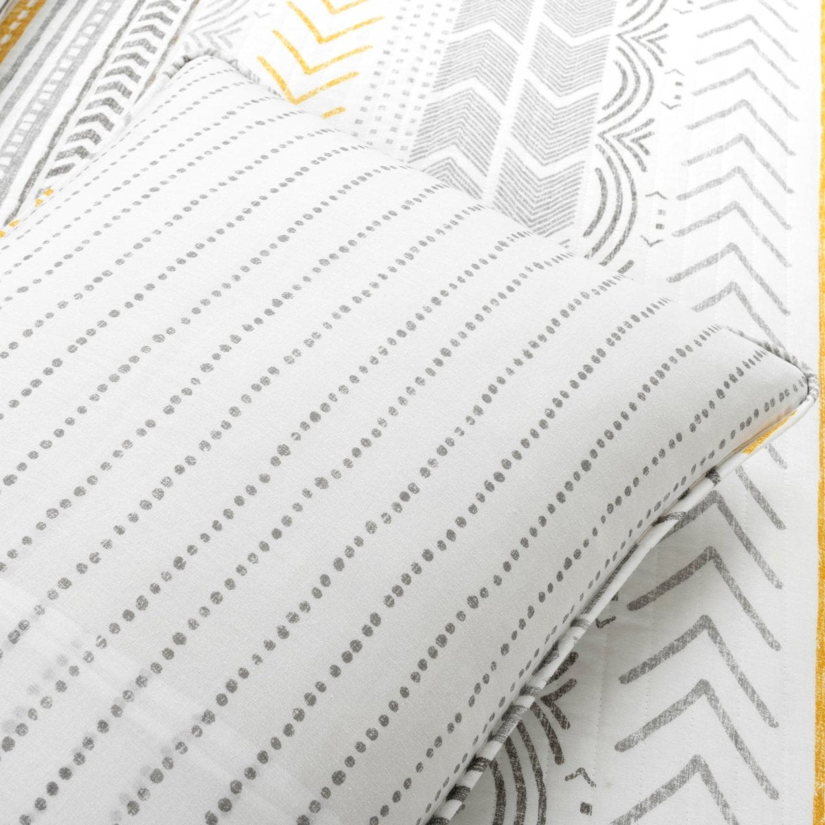 Yellow_Gray