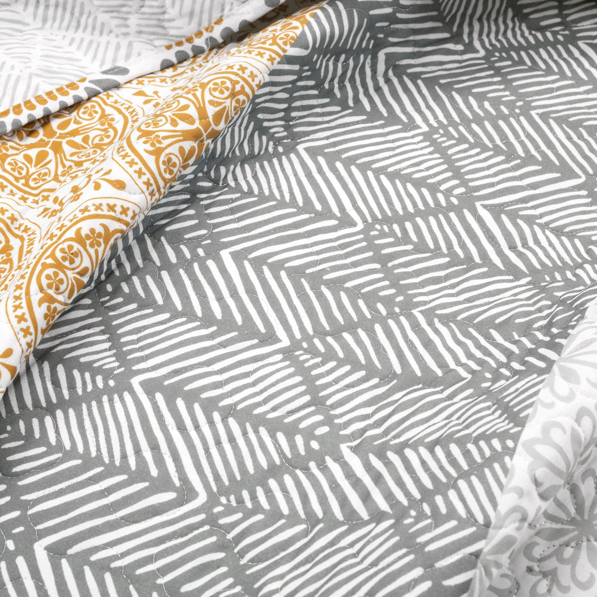 Yellow_Gray
