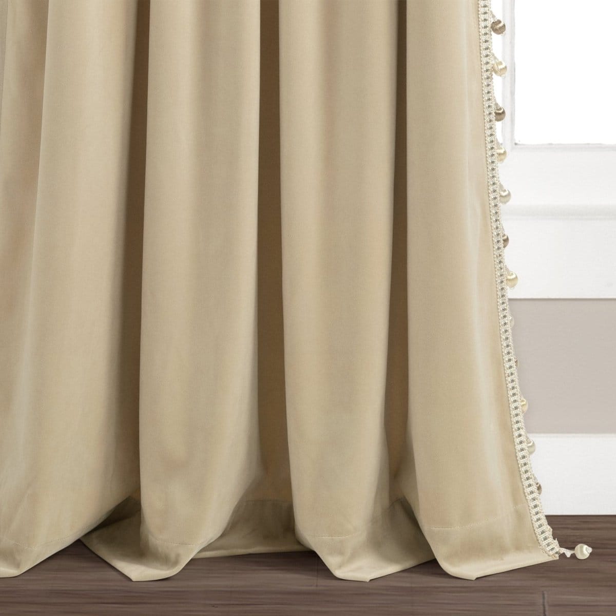 Taupe