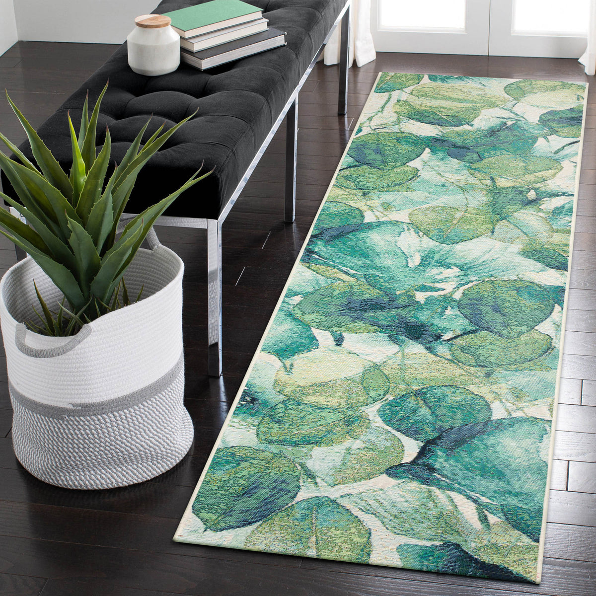 Green | 1'11" x 7'6"