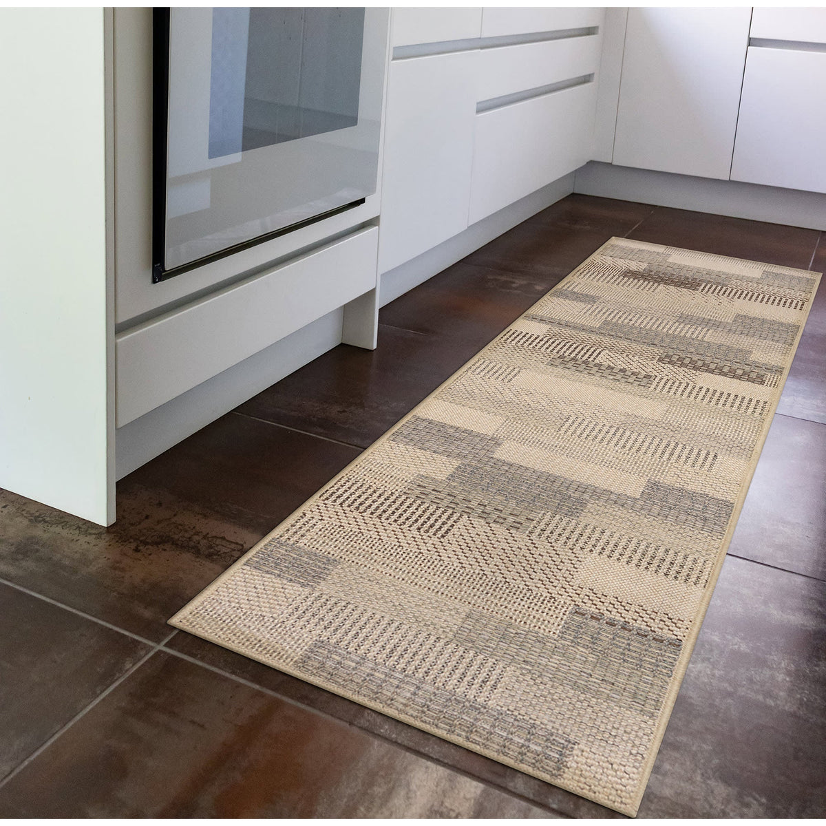 Neutral | 1'11" x 7'6"