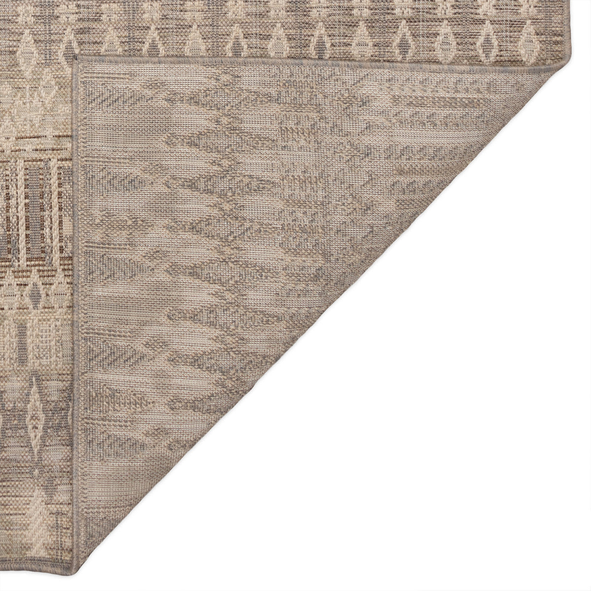 Neutral | 5'3" x 7'3"