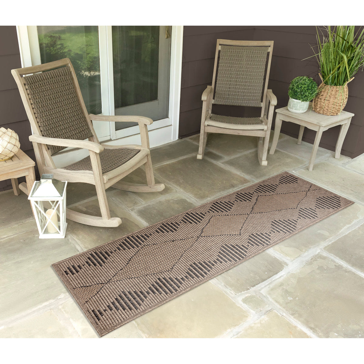 Taupe | 1'11" x 7'6"