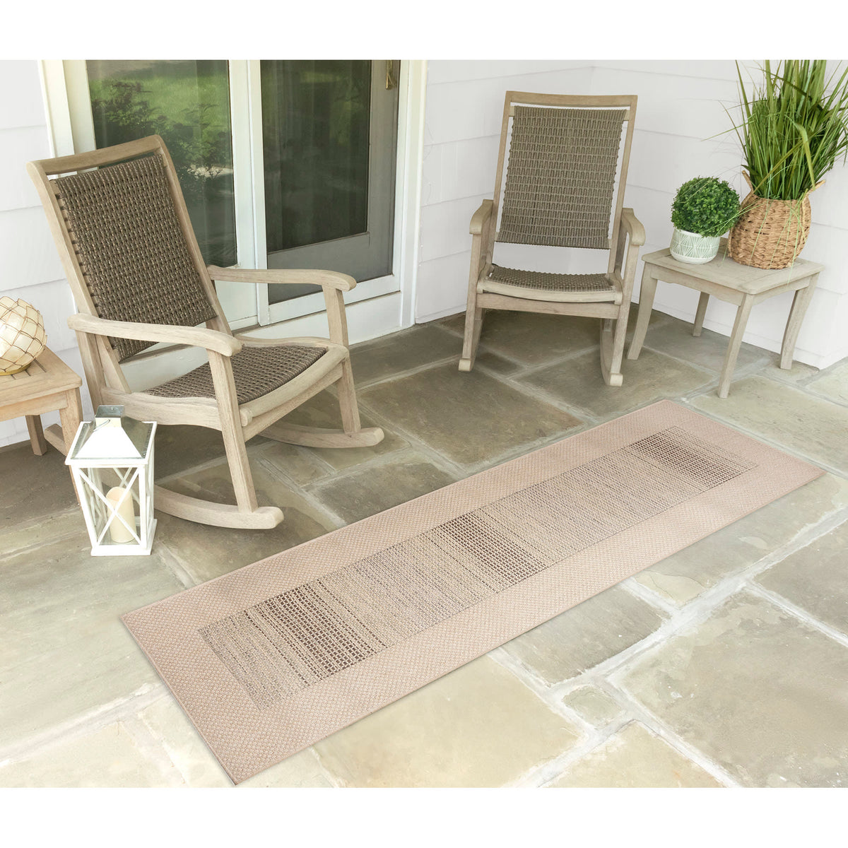 Neutral | 1'11" x 7'6"