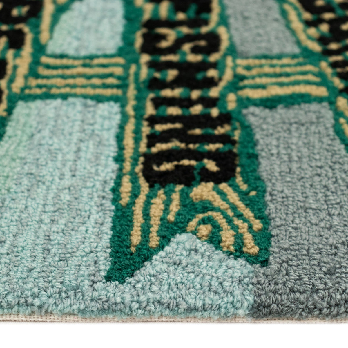 Green | 1'8" x 2'6"