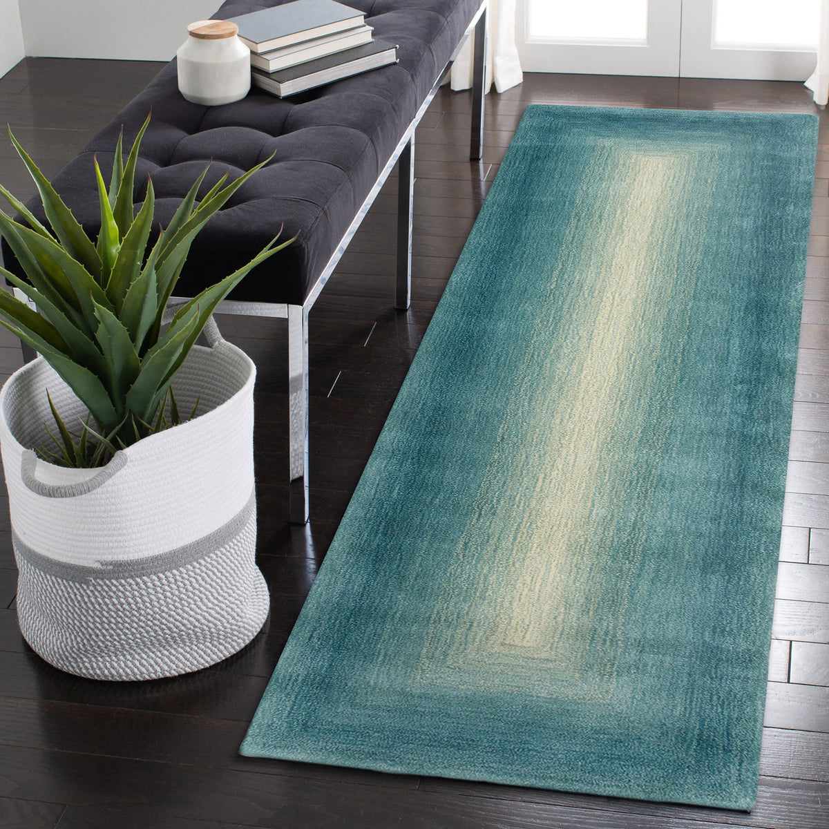 Aqua | 2' x 7'6"