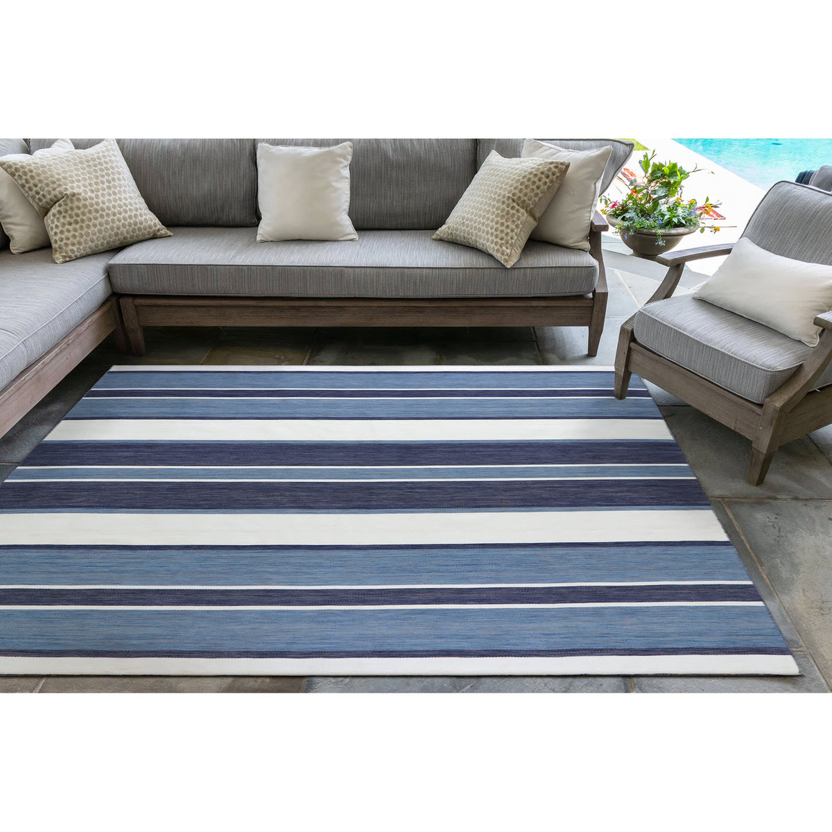 Navy | 8' Square
