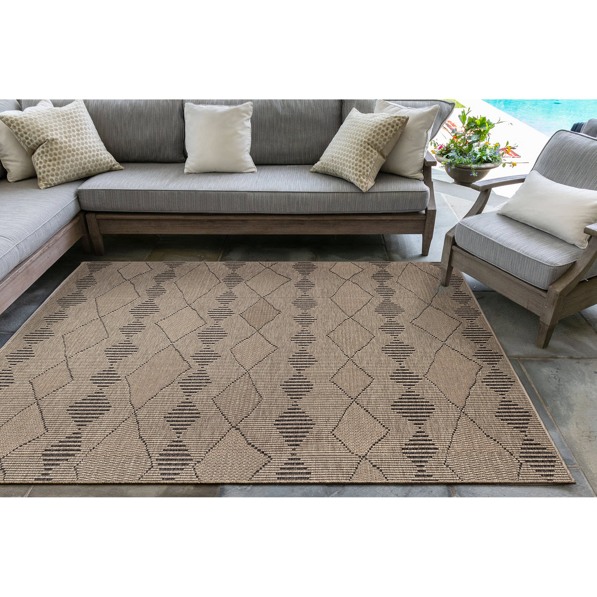 Taupe | 7'10" Square