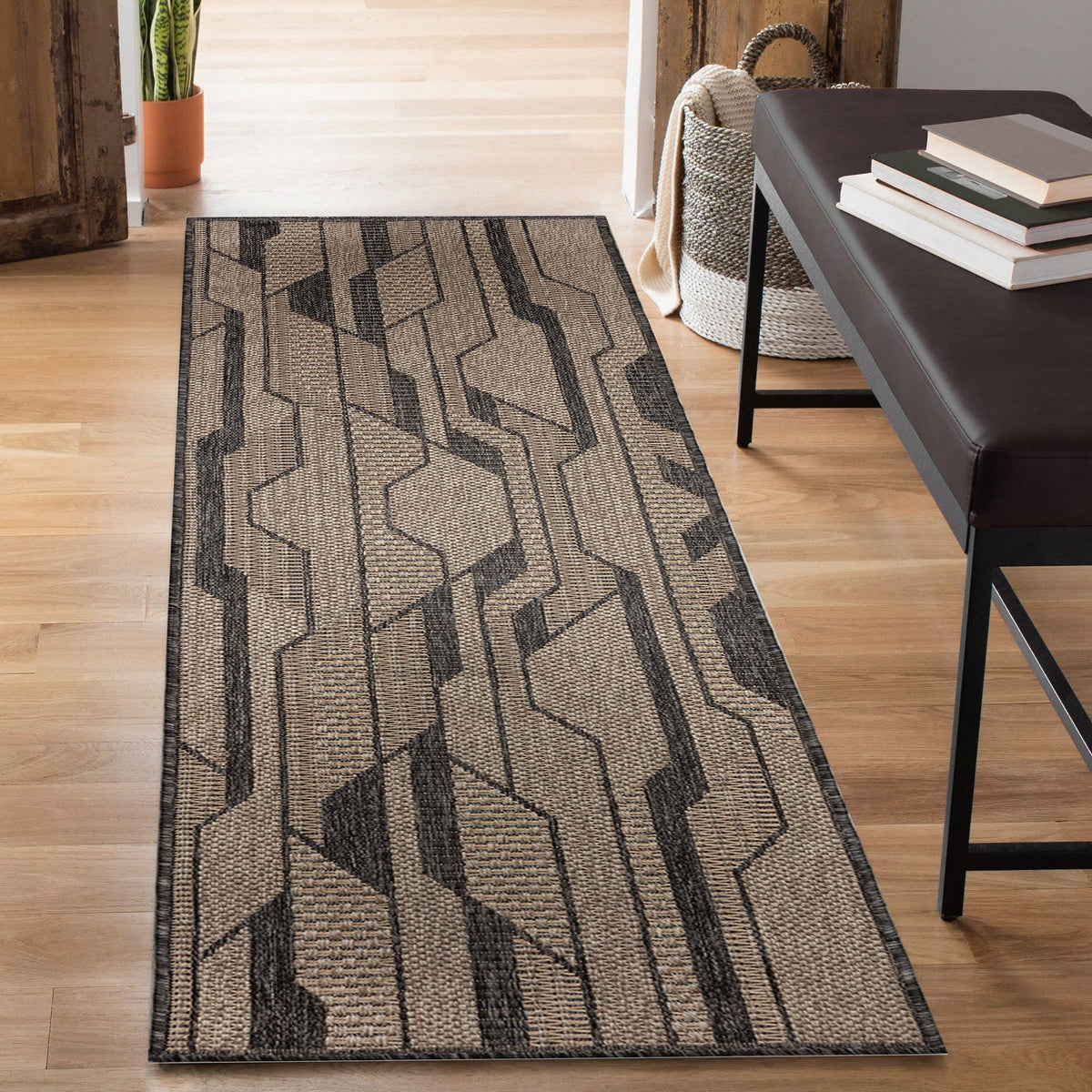 Taupe | 1'11" x 7'6"