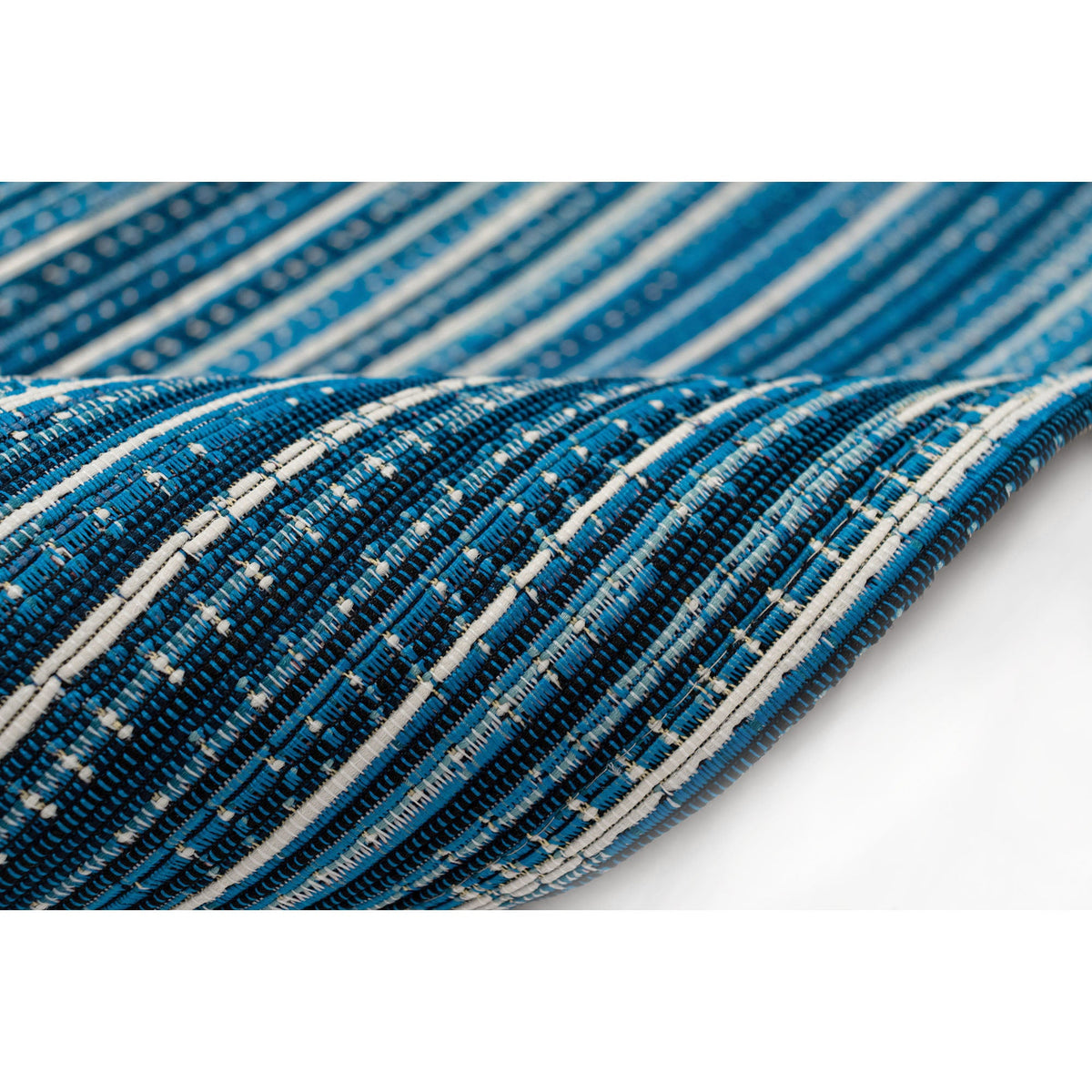 Blue | 6'6" x 9'4"