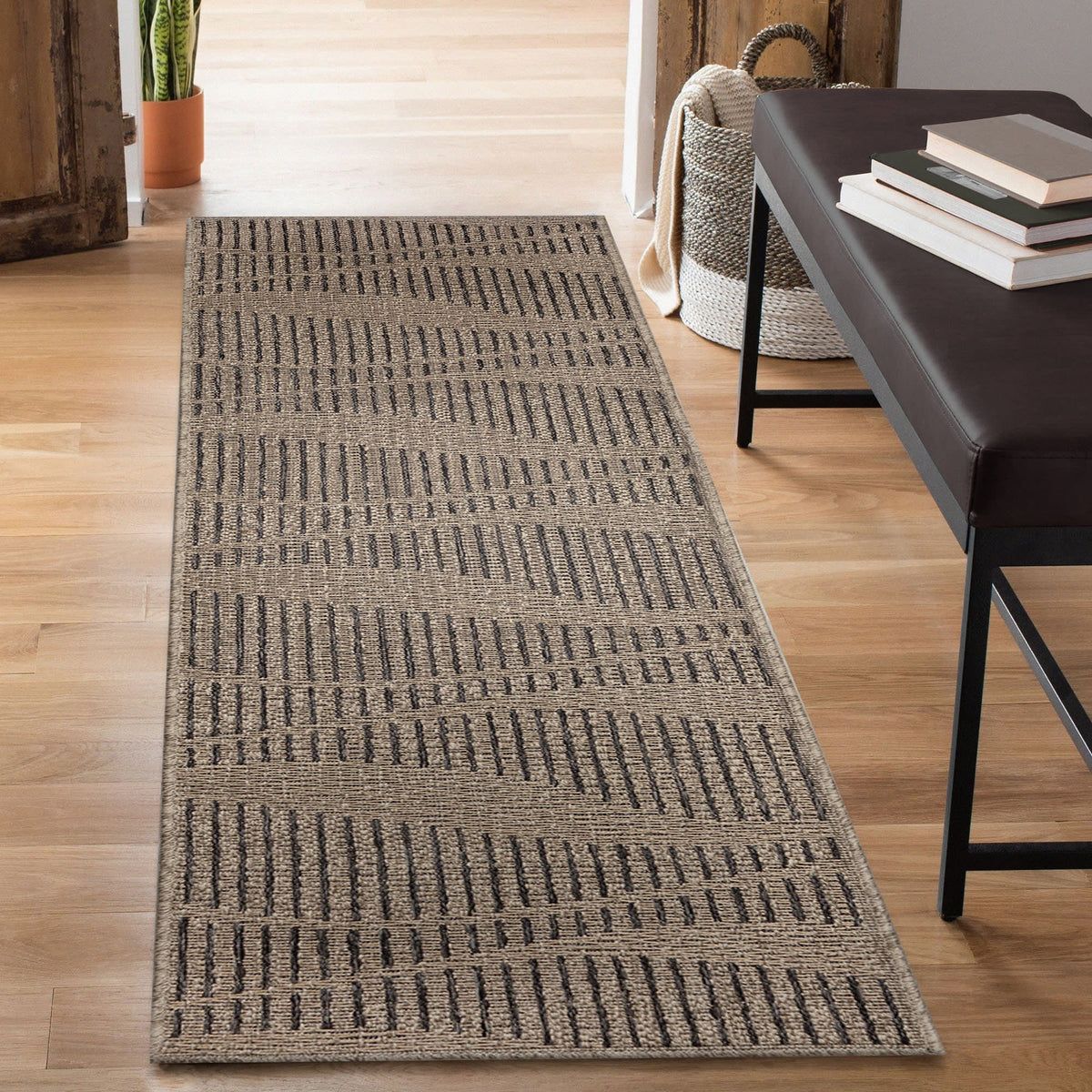 Taupe | 1'11" x 7'6"