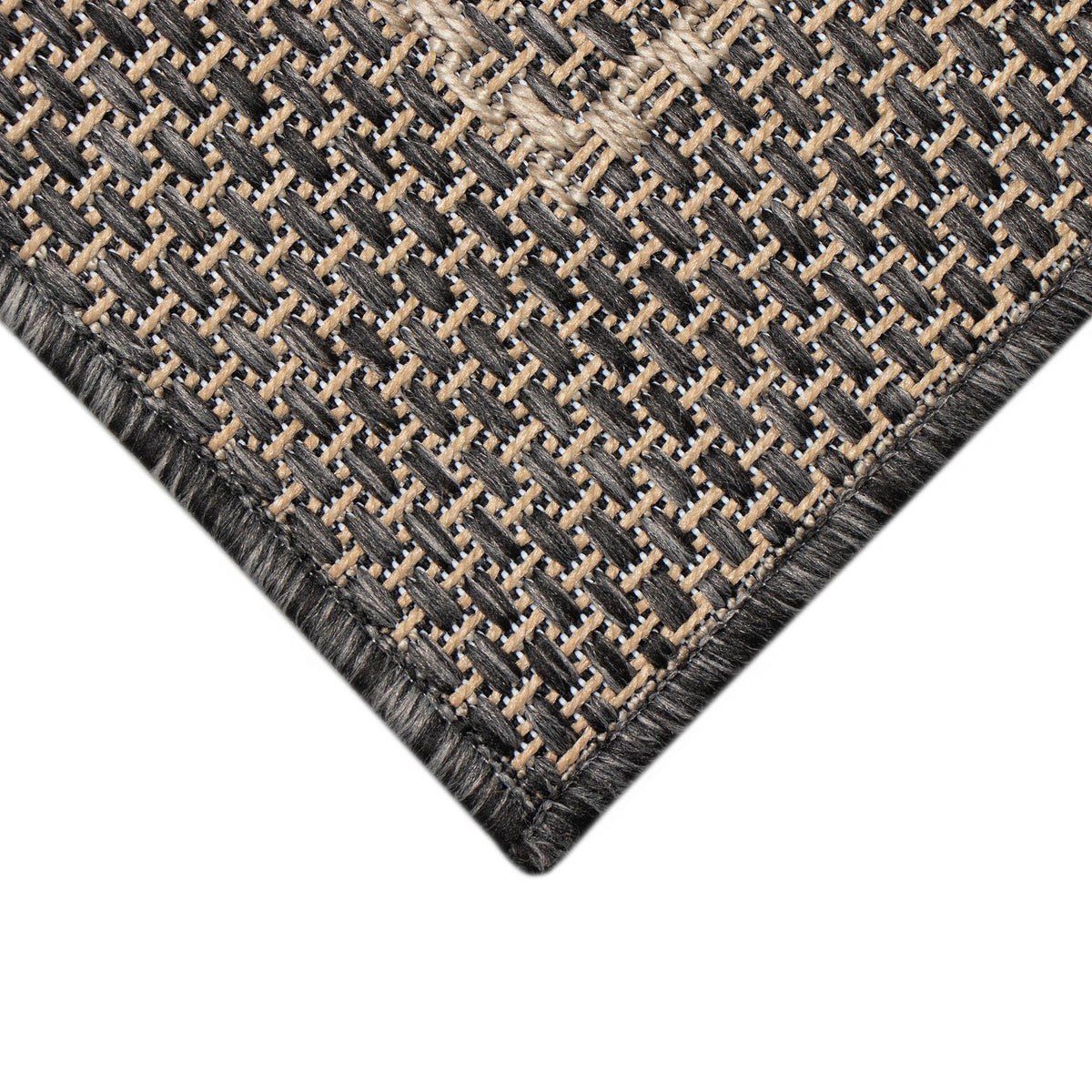 Black | 5'3" x 7'3"