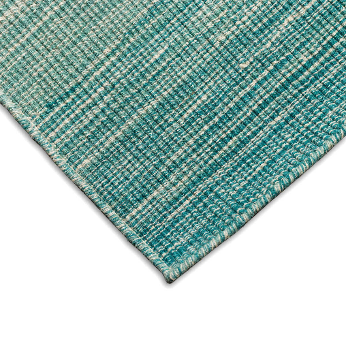 Aqua | 5' x 7'6"