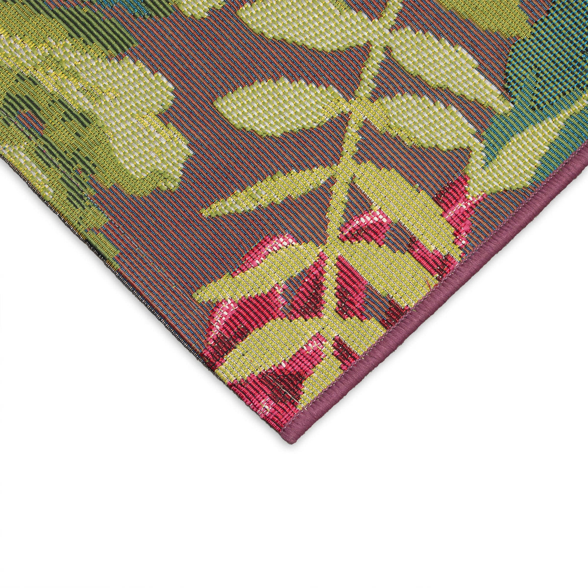 Fuchsia | 2'5" x 3'11"