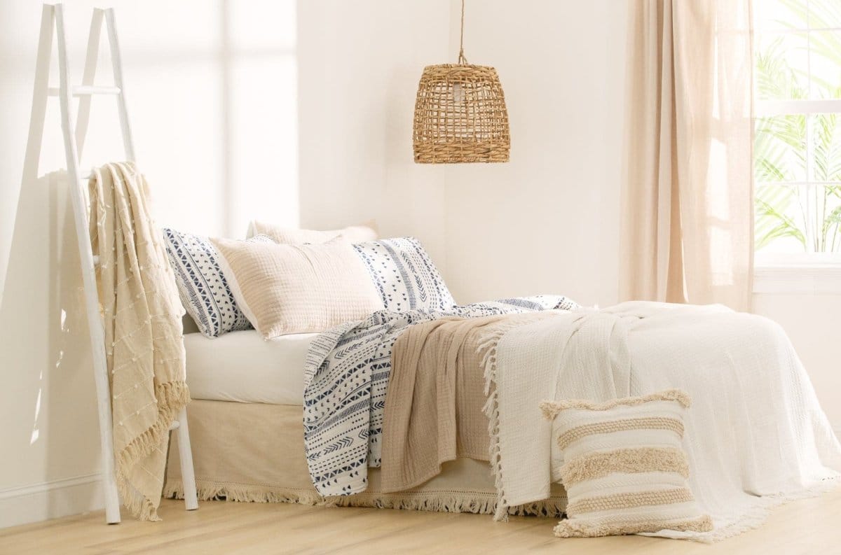 Ivory_Neutral