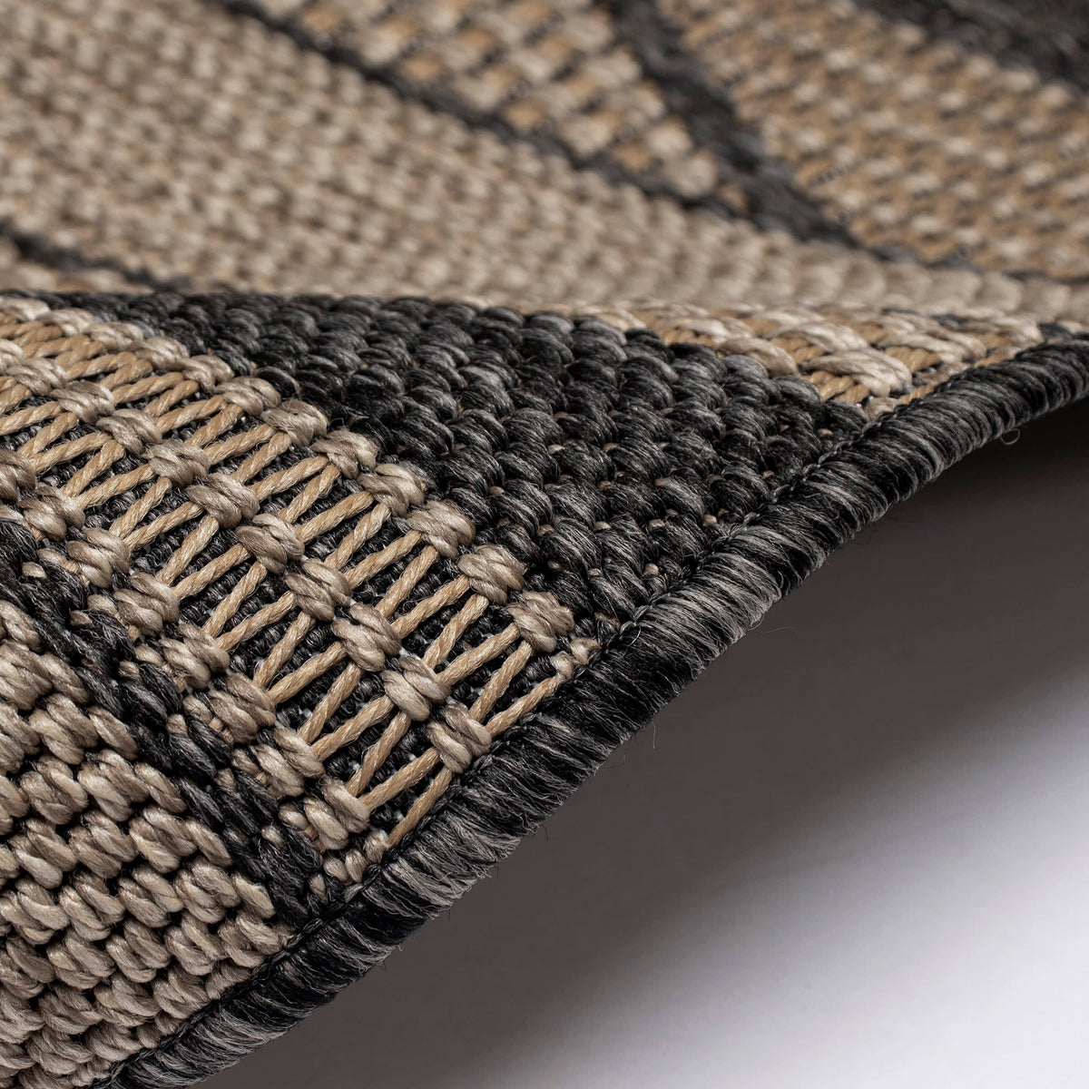 Taupe | 1'11" x 7'6"