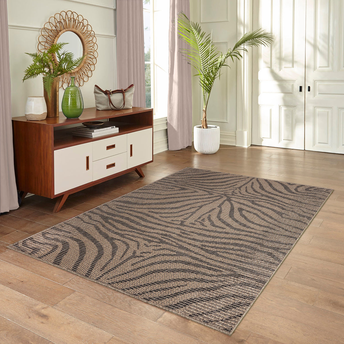 Taupe | 7'10" x 9'10"