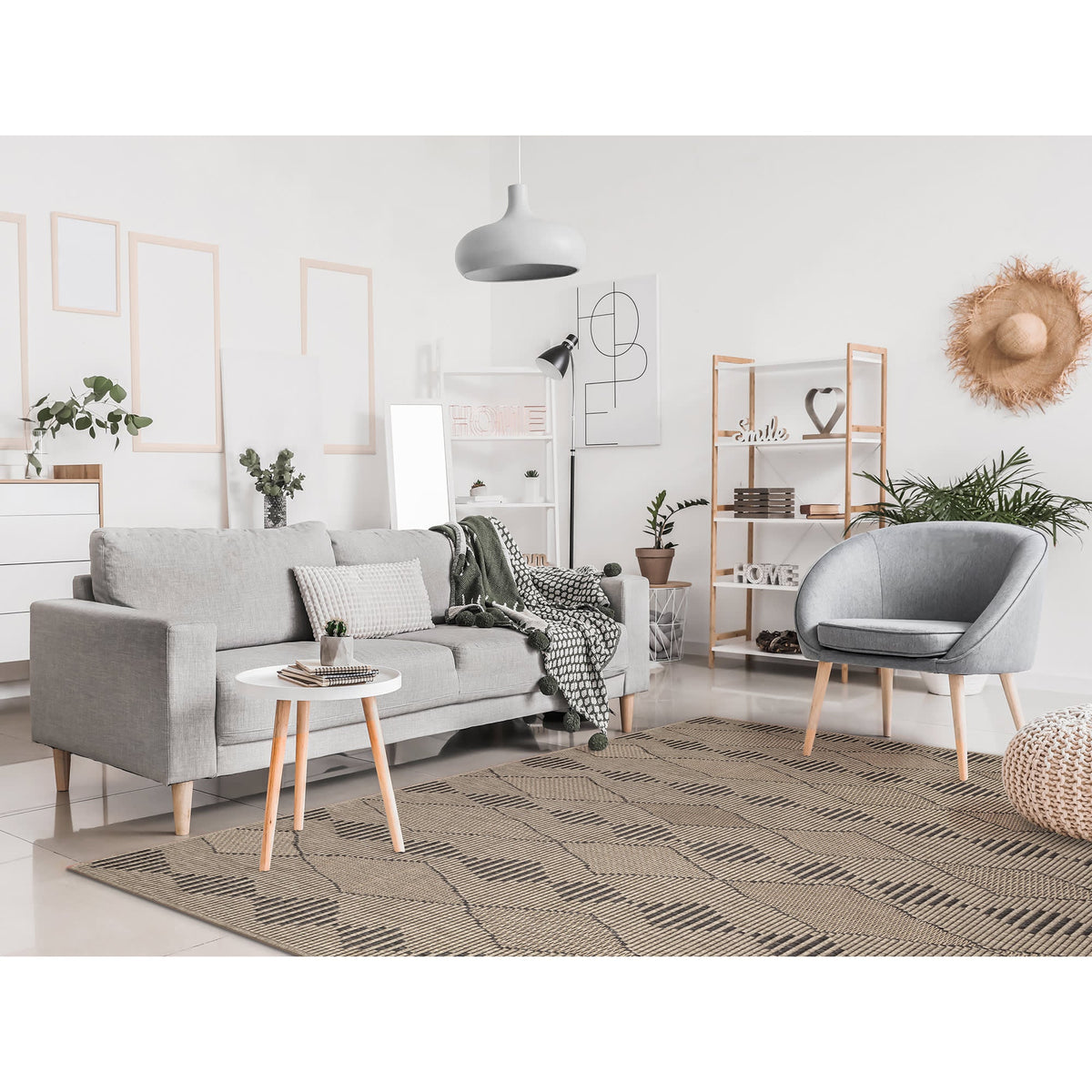 Taupe | 7'10" Square
