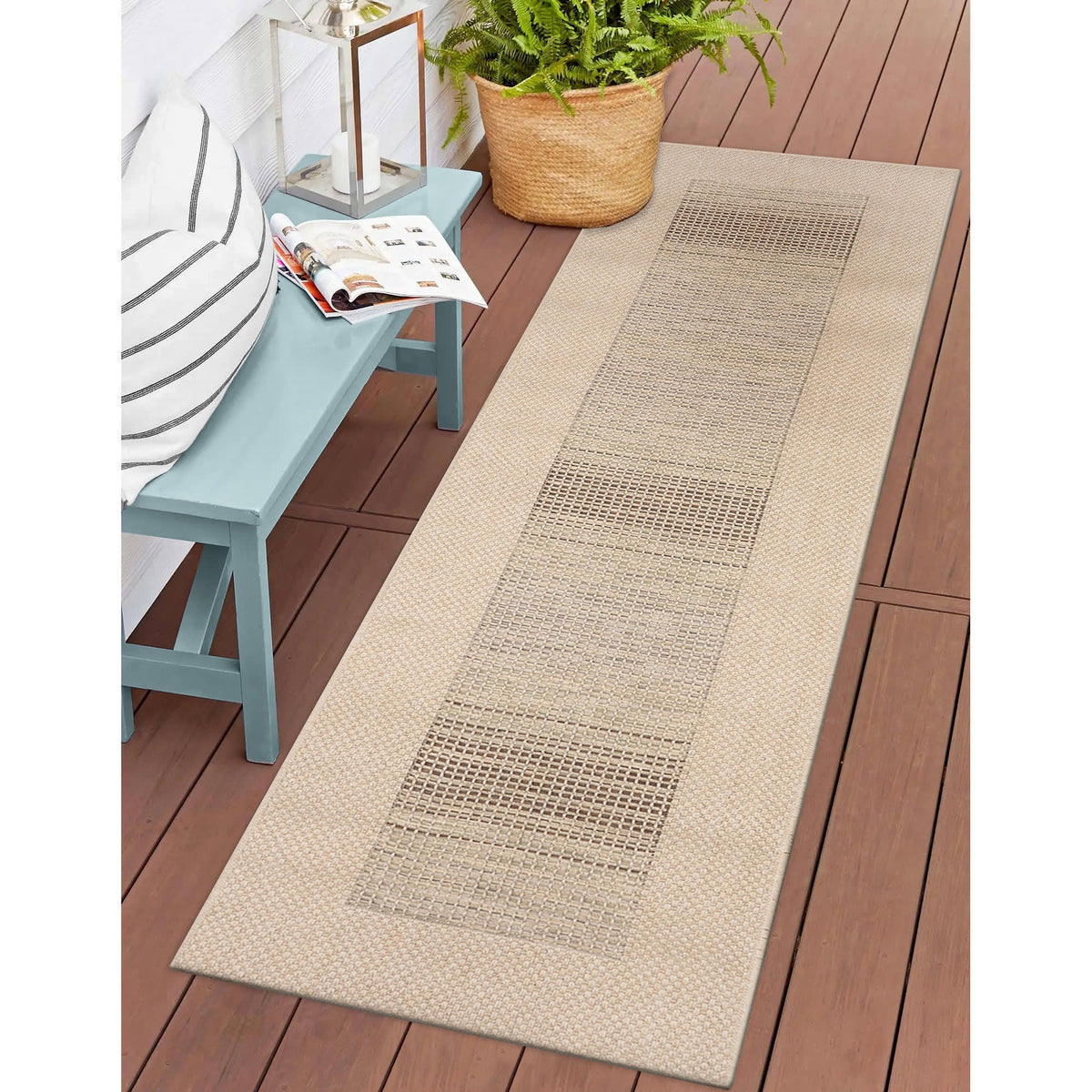 Neutral | 1'11" x 7'6"