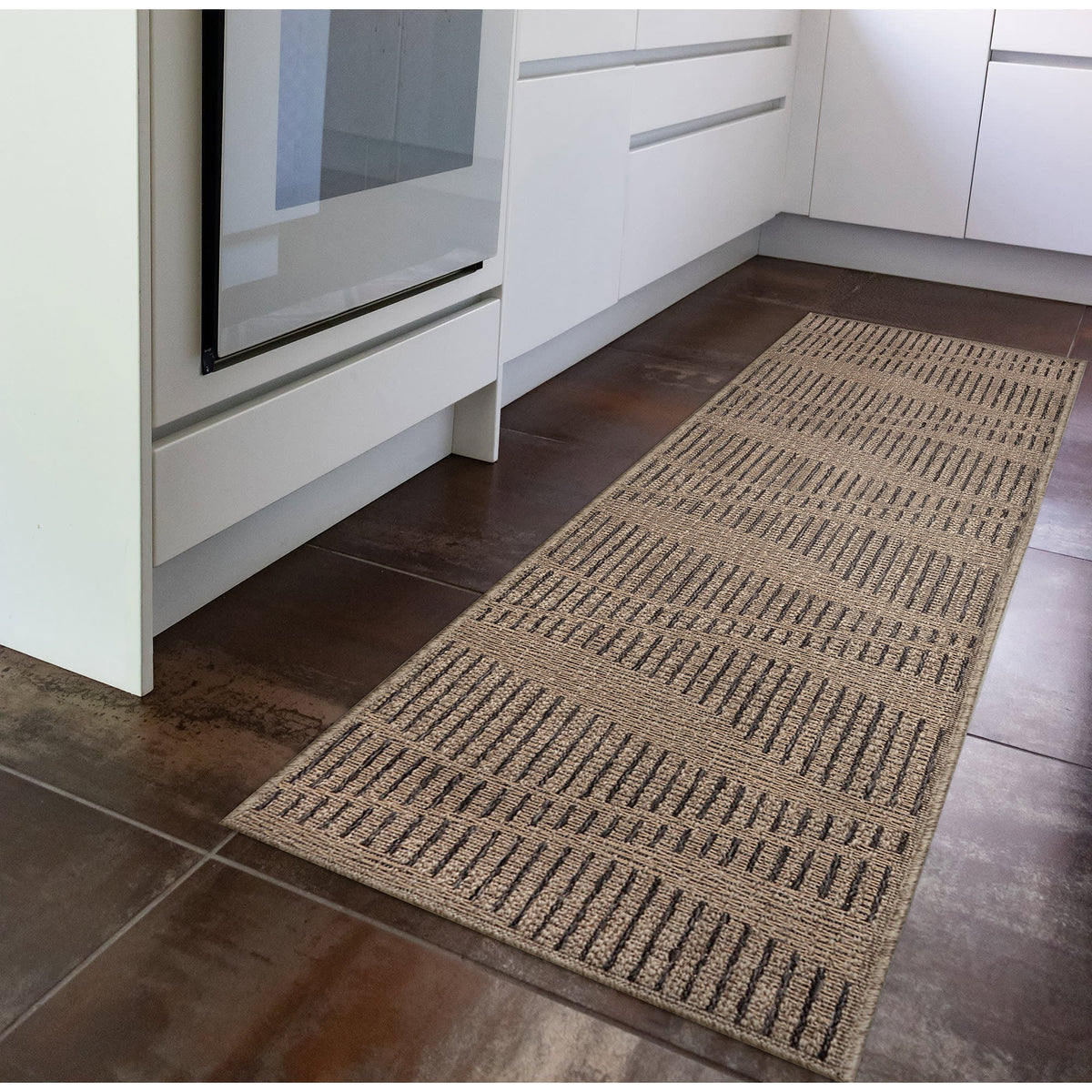 Taupe | 1'11" x 7'6"