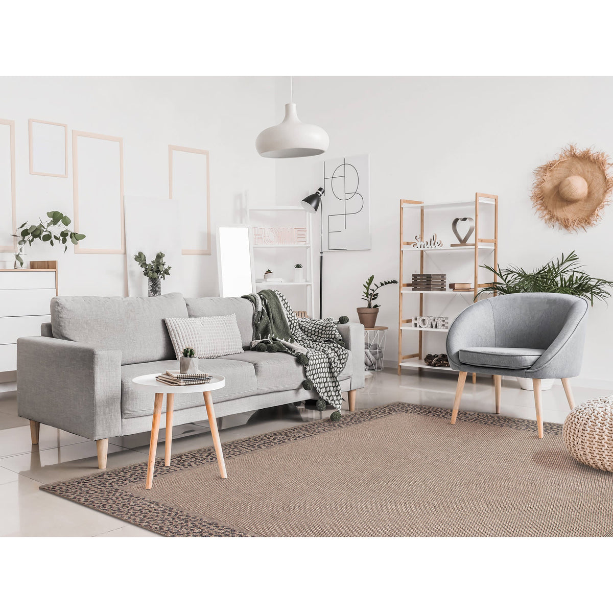 Taupe | 7'10" Square