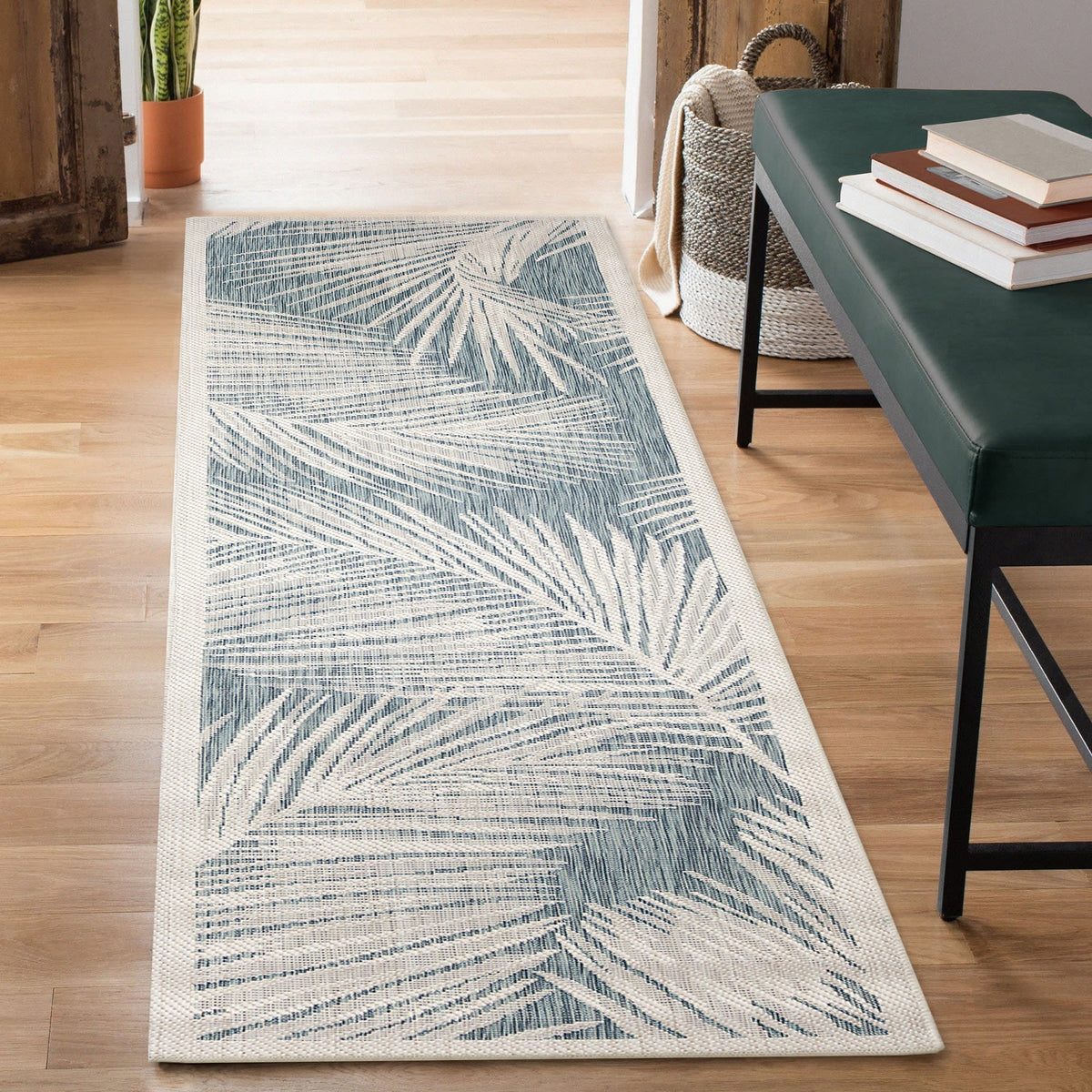 Aqua | 1'11" x 7'6"