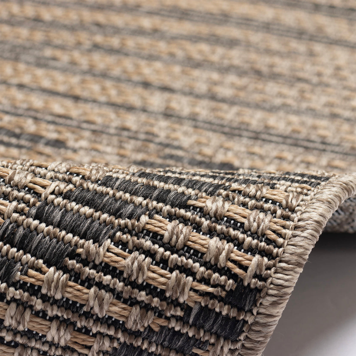 Taupe | 7'10" Square