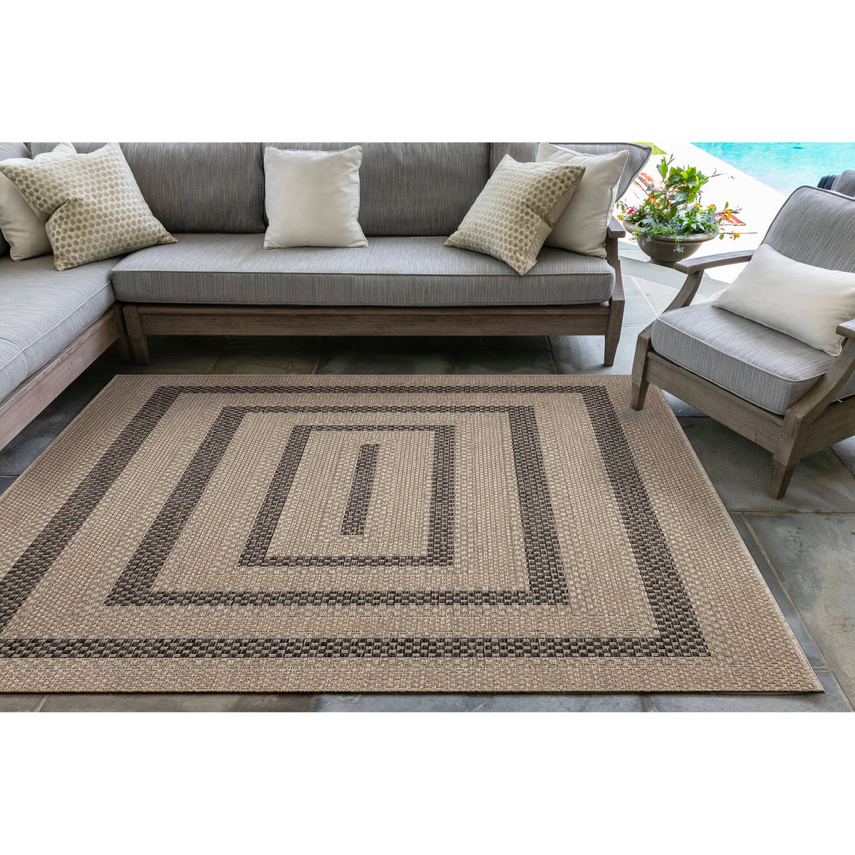 Taupe | 7'10" Square