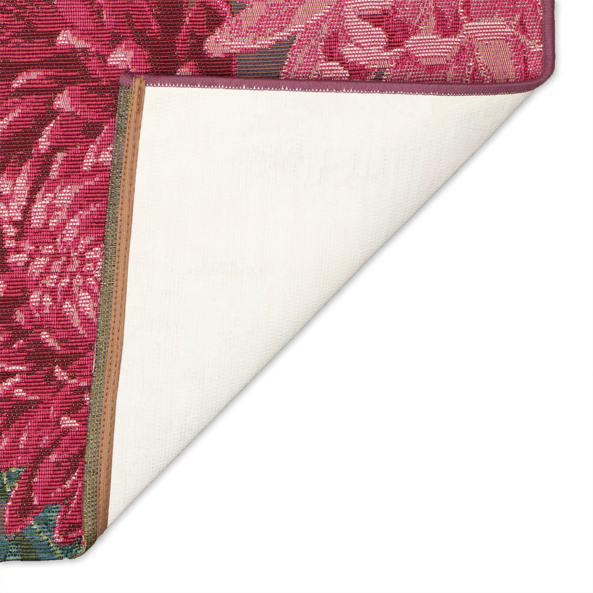 Fuchsia | 2'5" x 3'11"