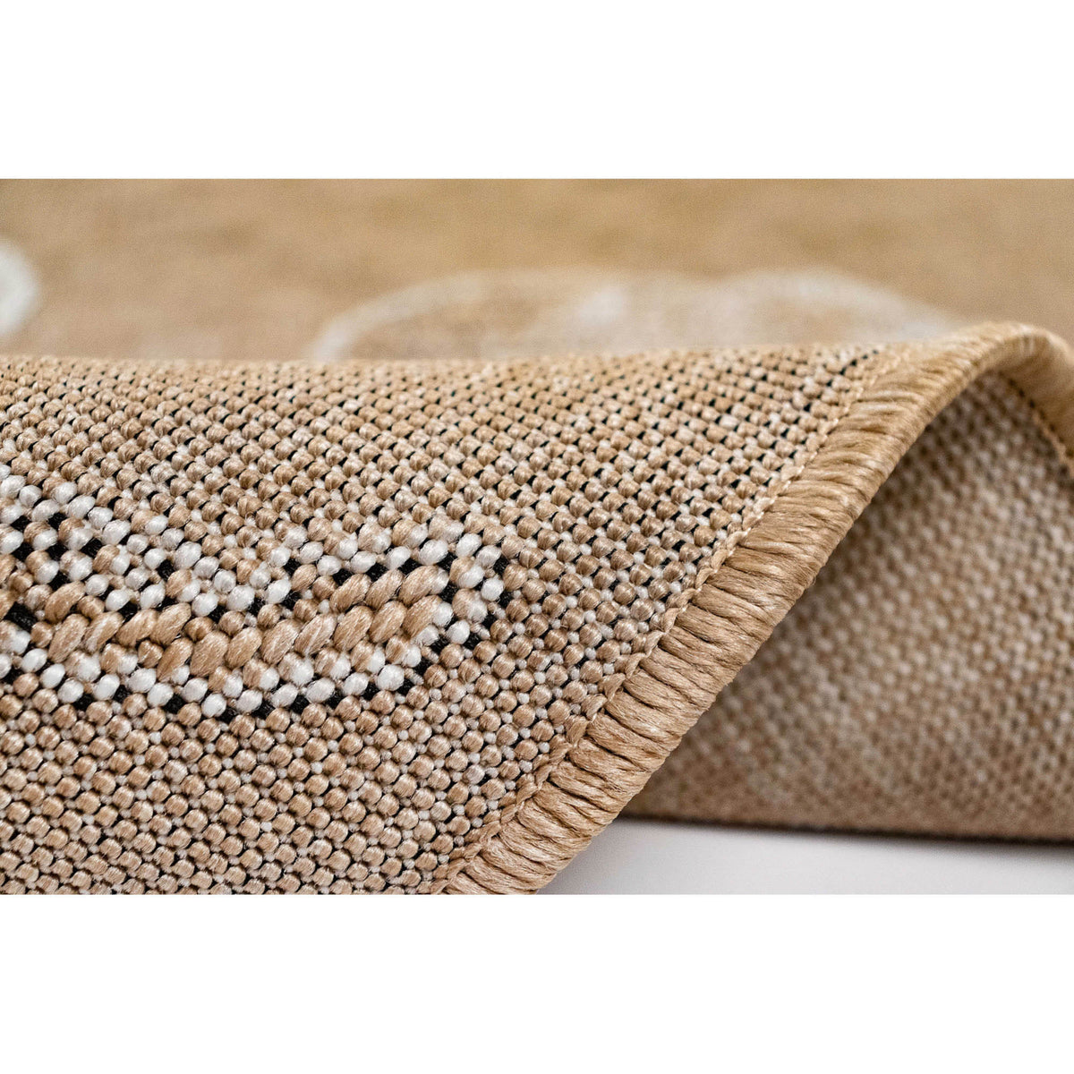 Sand | 1'11" x 4'11"